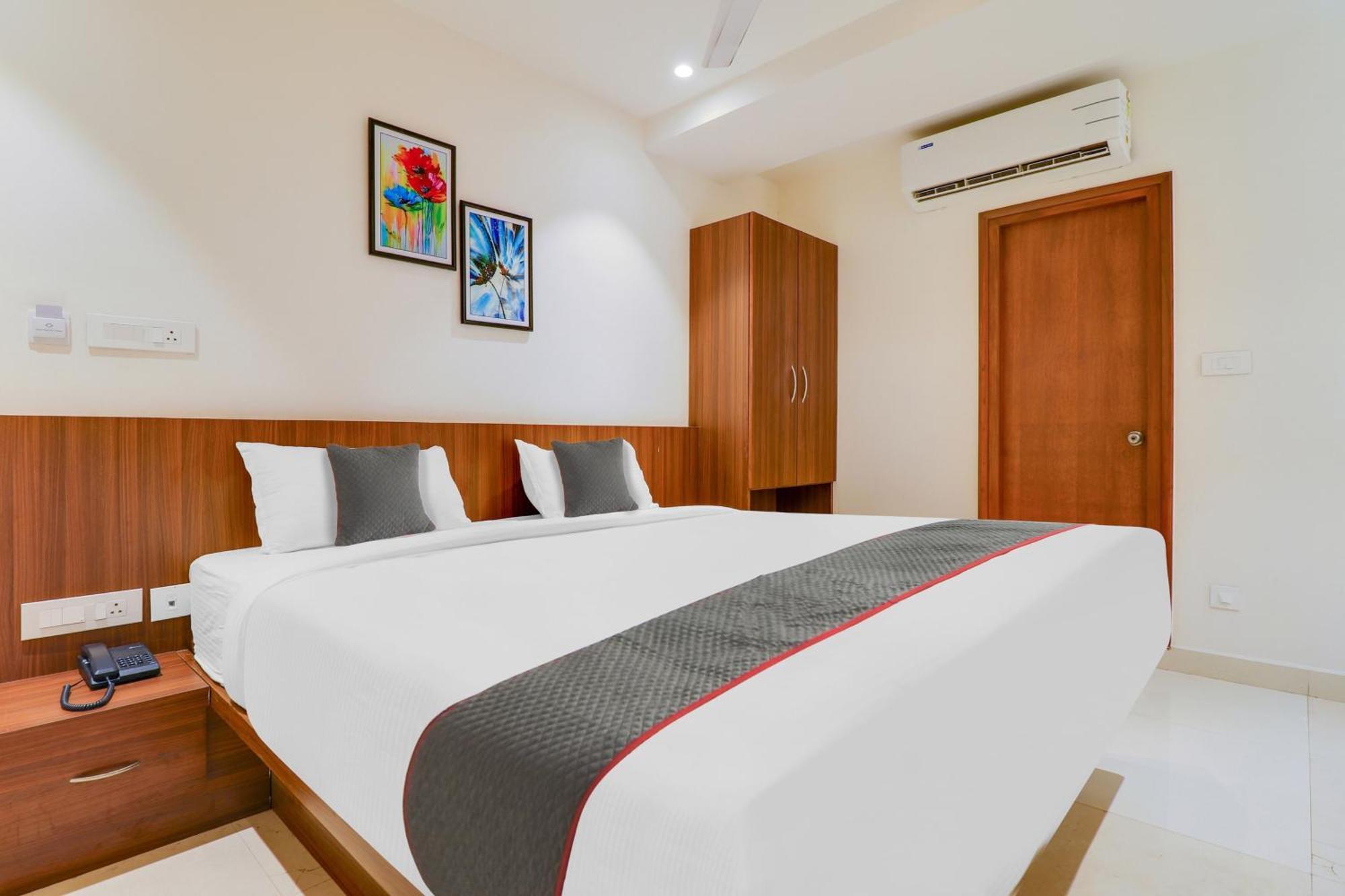 Super Townhouse Rcc Lamps Hotel Visakhapatnam Exterior photo